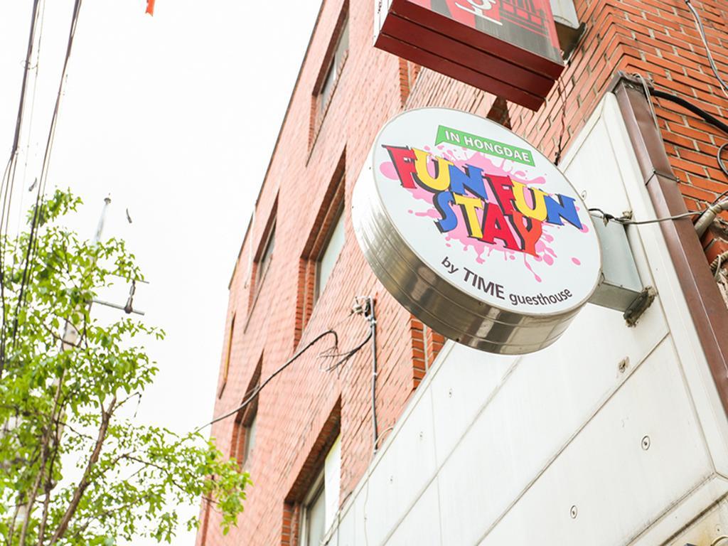 Fun Fun Stay Guesthouse Сеул Экстерьер фото