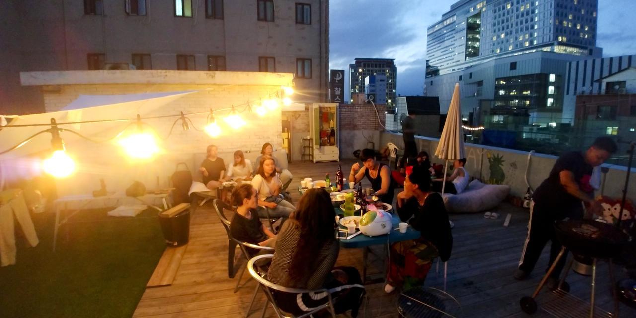 Fun Fun Stay Guesthouse Сеул Экстерьер фото