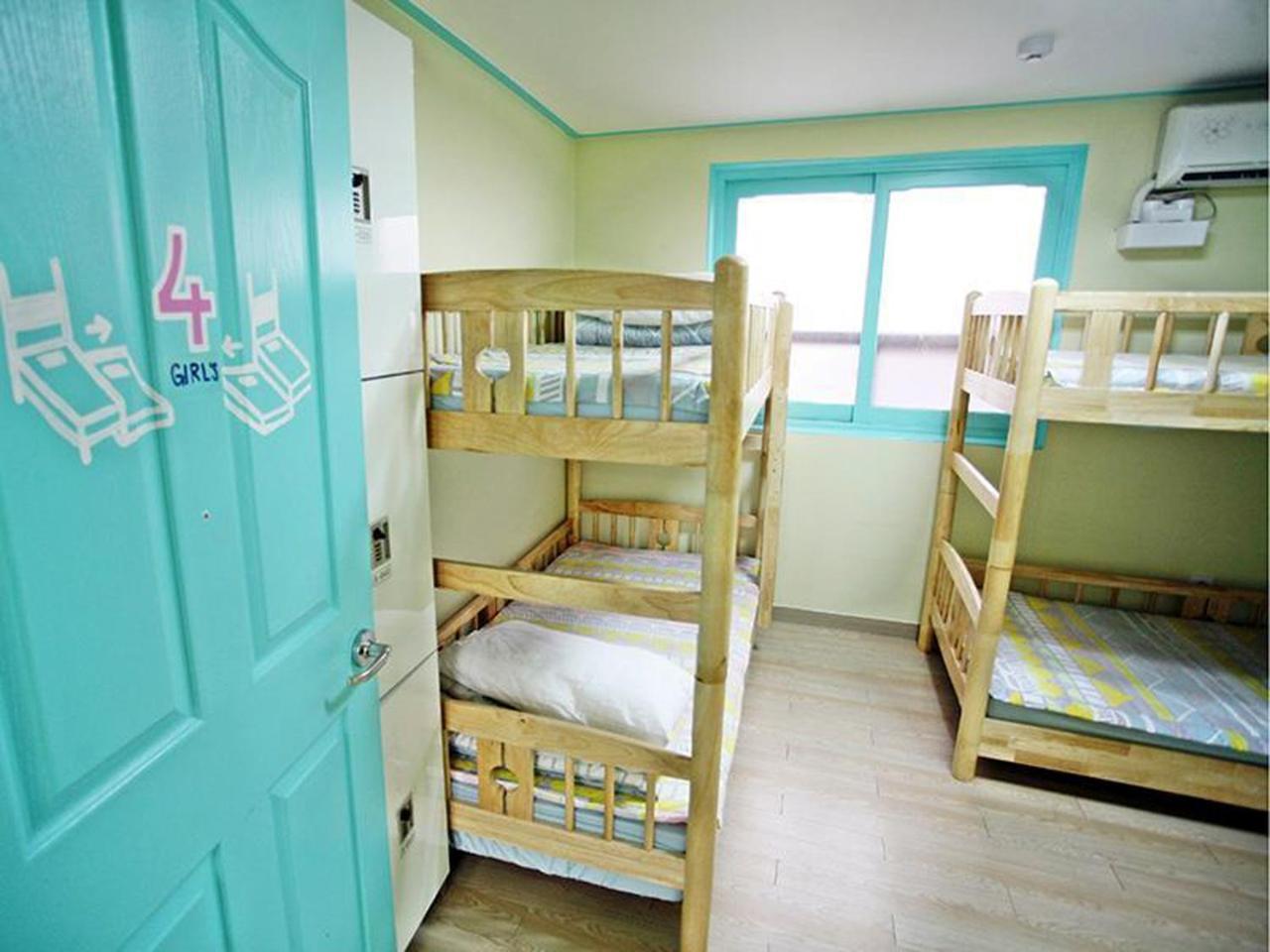 Fun Fun Stay Guesthouse Сеул Экстерьер фото