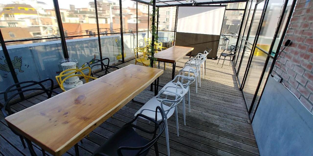 Fun Fun Stay Guesthouse Сеул Экстерьер фото